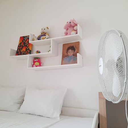Lovely 3-Bedroom Apartment With Breathtaking View Dugi Rat Ngoại thất bức ảnh