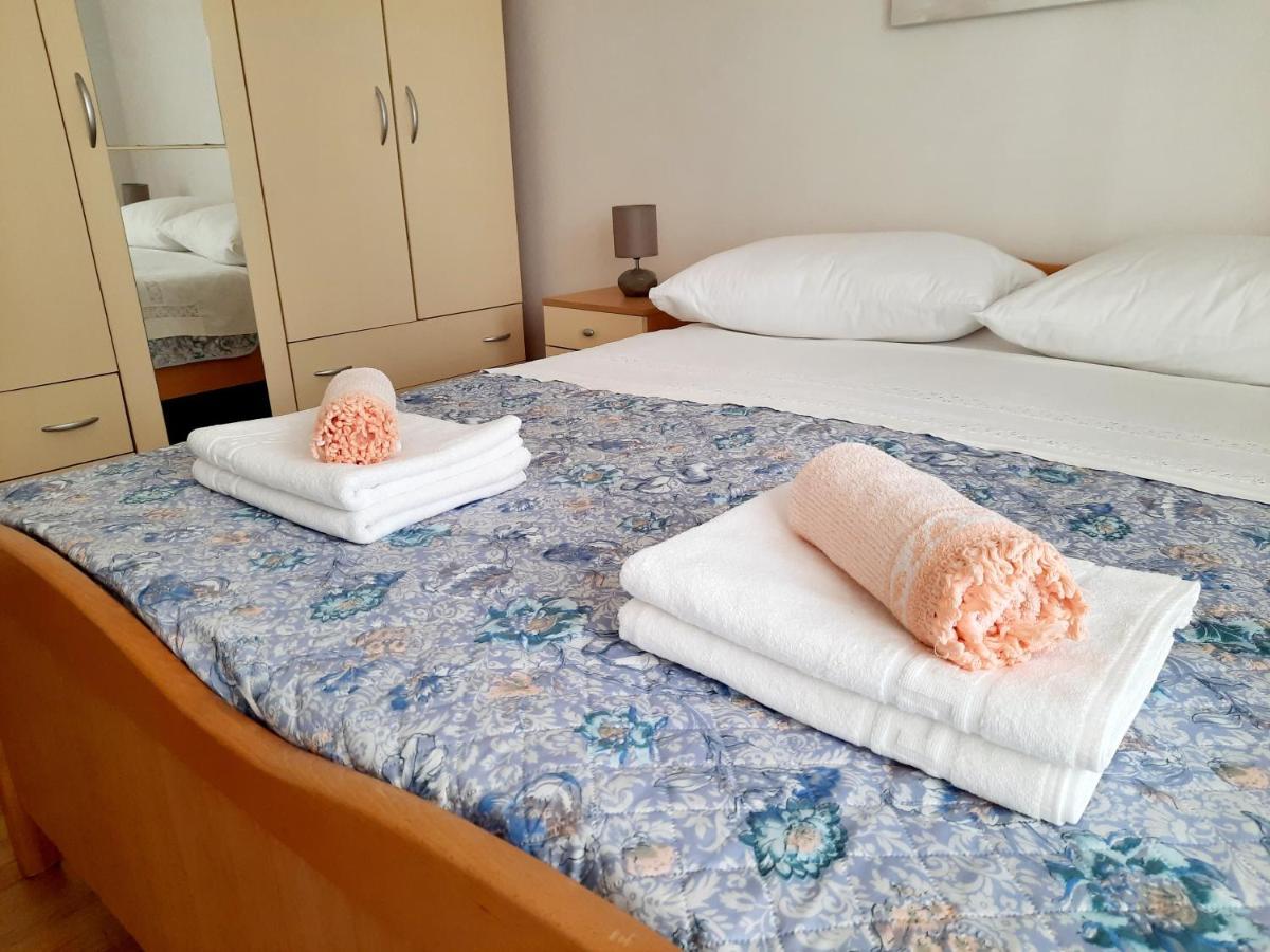 Lovely 3-Bedroom Apartment With Breathtaking View Dugi Rat Ngoại thất bức ảnh